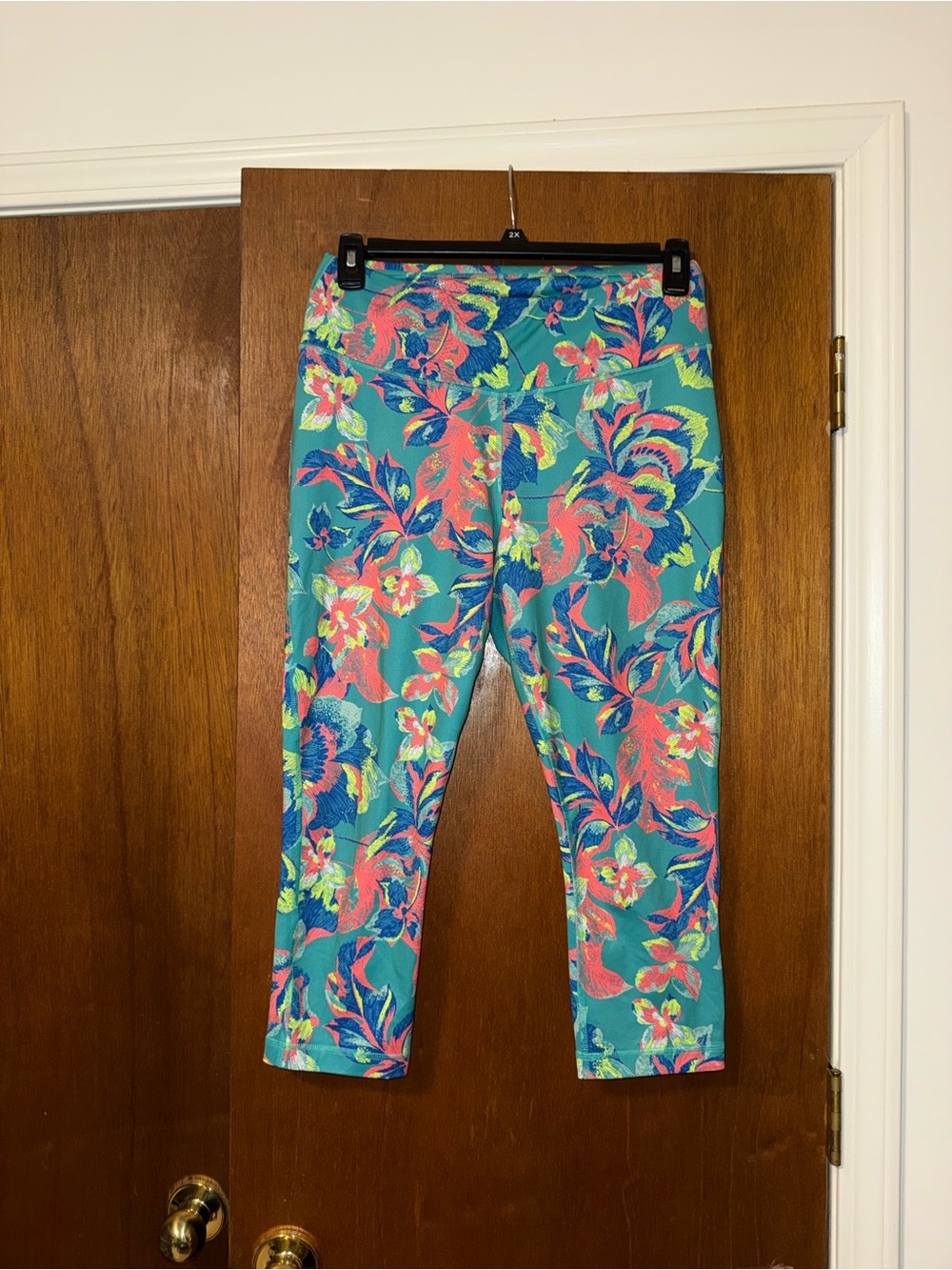 🐠 ZELOS Tropical Print Capri Leggings - Teal, Coral & Neon Yellow